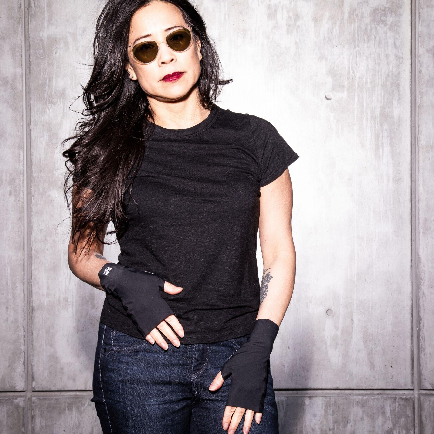 Best UPF 50 sun protective womens fingerless sun gloves, black UV driving gloves, made in USA